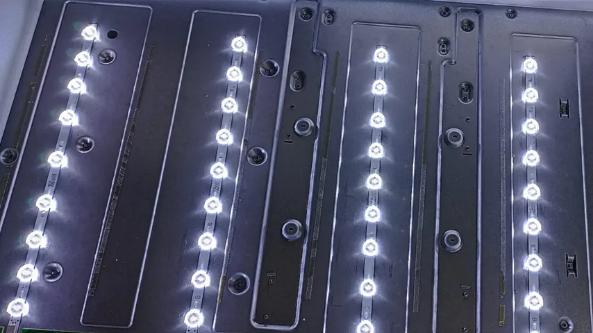 LED Değişimi - TV Arka Aydınlatma LED Tamiri